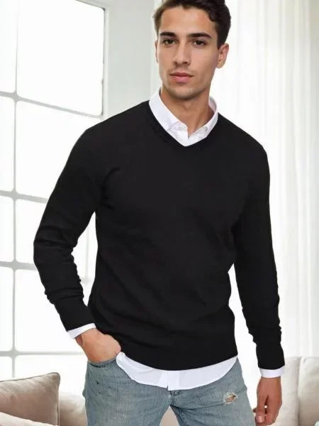 Sweter Dewberry z dekoltem w serek czarny