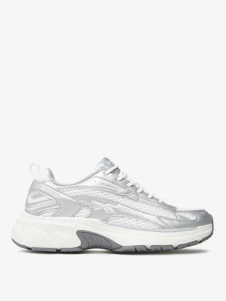 Sneakersy