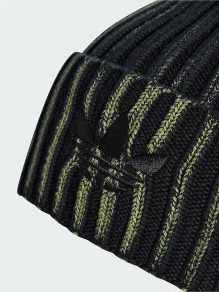 Шапка Adidas черная