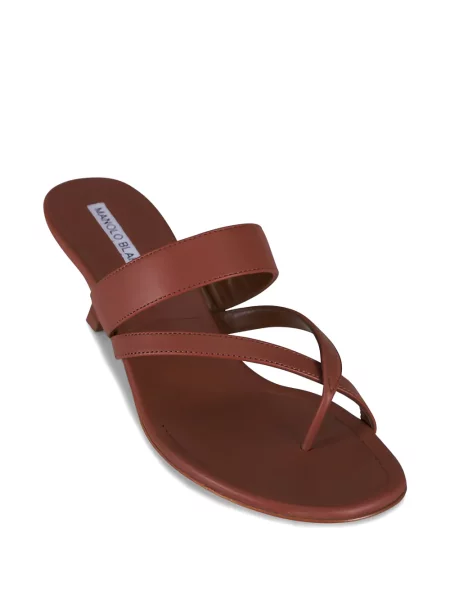 Kožne remenčić sandale Manolo Blahnik smeđa