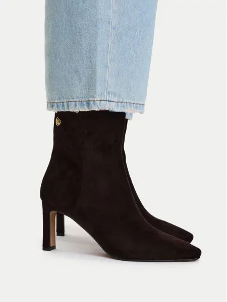 Nine West Μποτάκια καφέ