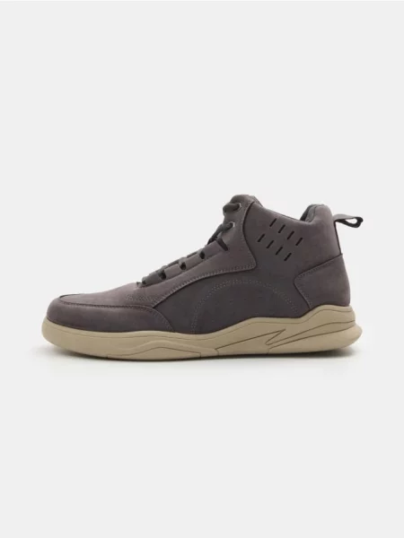 Sinsay Kotníkové sneakersy z imitace semiše šedá
