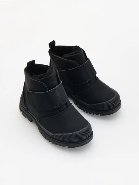 Reserved Botine clasice negru