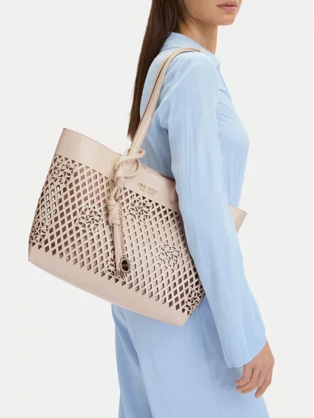 Nine West Rankinė CEO-Bleeker rožinė