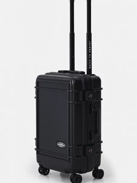 Чемодан Eastpak черный