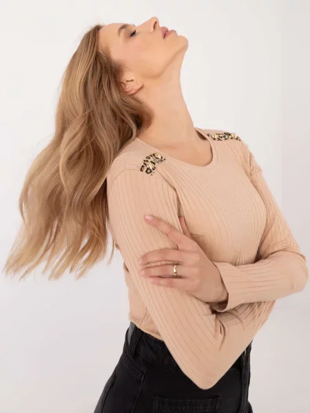 Bluză Fashionhunters cu mâneci lungi lungă roz