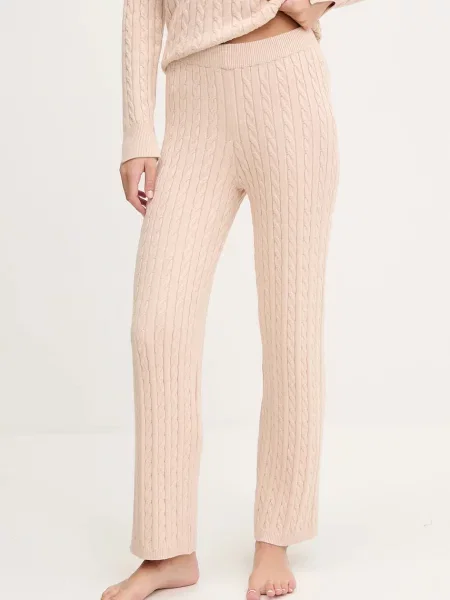 Спортен панталон Chantelle TWIST с изчистен дизайн бежово