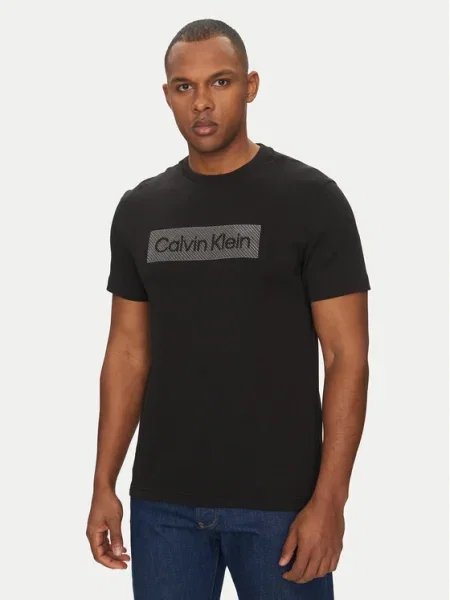 Тениска Calvin Klein с апликация черно
