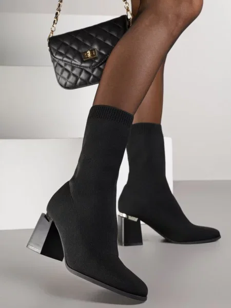 Botine Anivita negre