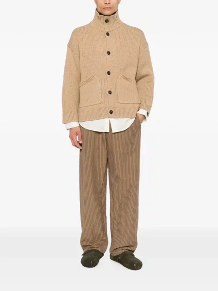 Cardigan Commas