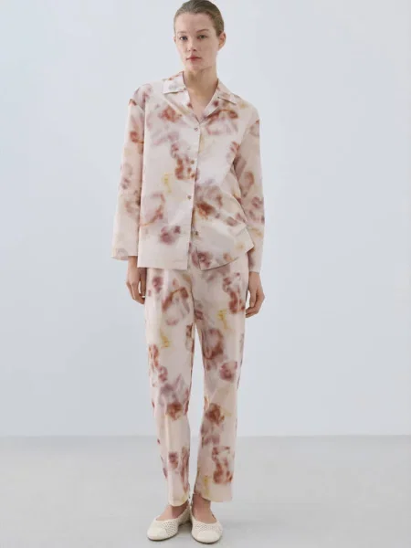 Spodnie piżamowe z bawełny z akwarelowym nadrukiem Kobieta L MANGO brązowy