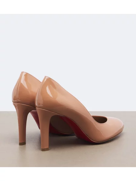 Lakierowana czółenka Christian Louboutin skórzana beżowa