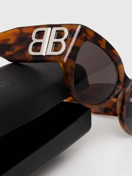 Balenciaga napszemüveg fekete női barna