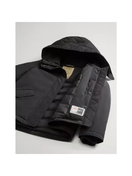 Woolrich Kurtka Puchowa schwarz czarna