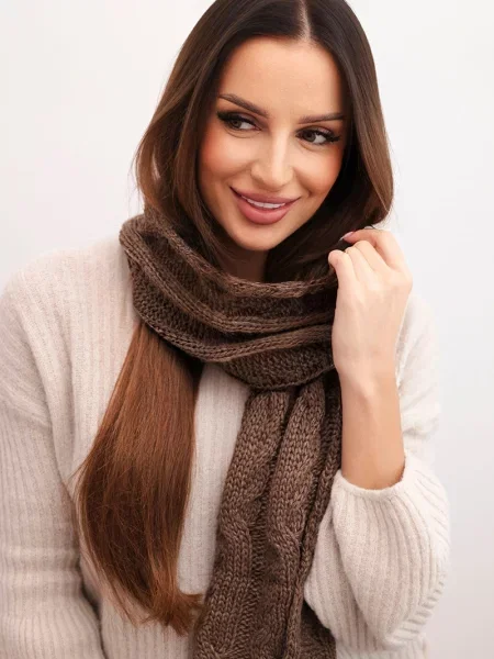 Vuneni šal Kesi smeđa