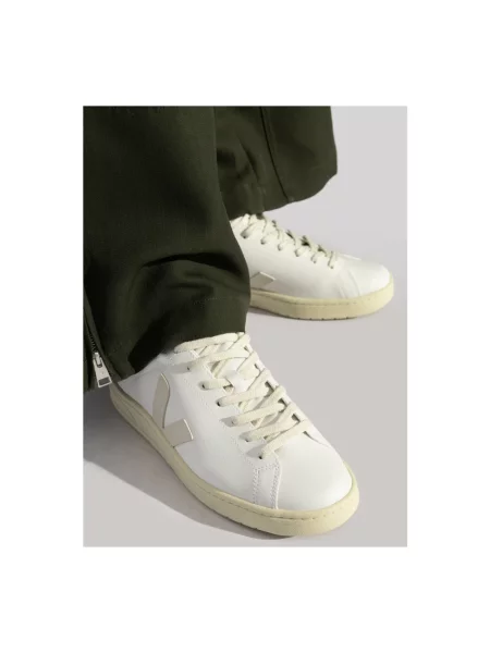Veja sneakersy Urca biały
