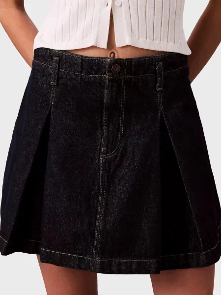 Плісирована джинсова спідниця Calvin Klein Jeans чорна