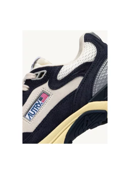 Sneakersy Autry zamszowe z logo do koszykówki beżowe