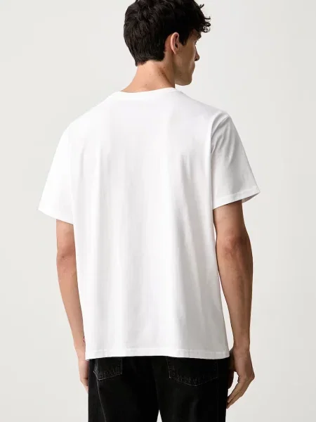 Levi's T-shirt RELAXED FIT TEE biała