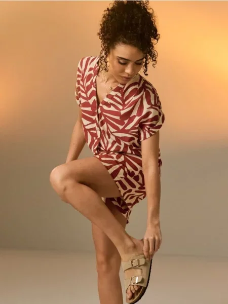 Кожаные шлепанцы Sinsay с ремешками бежевые