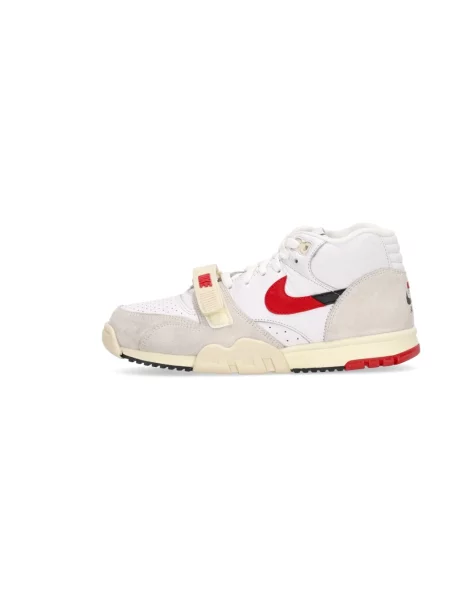 Sneakersy Nike zamszowe białe