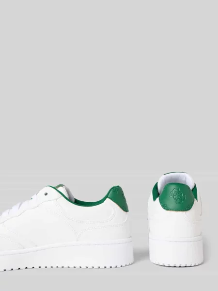 Sneakersy z aplikacją z logo model ‘Miram’ Guess białe