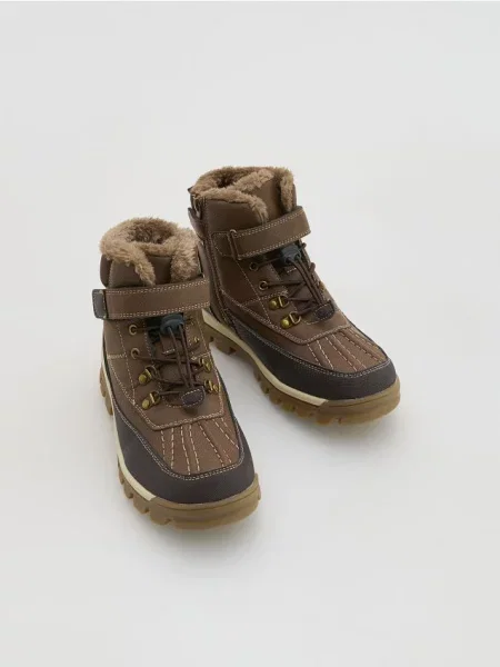 Треккинговые ботинки Reserved коричневые