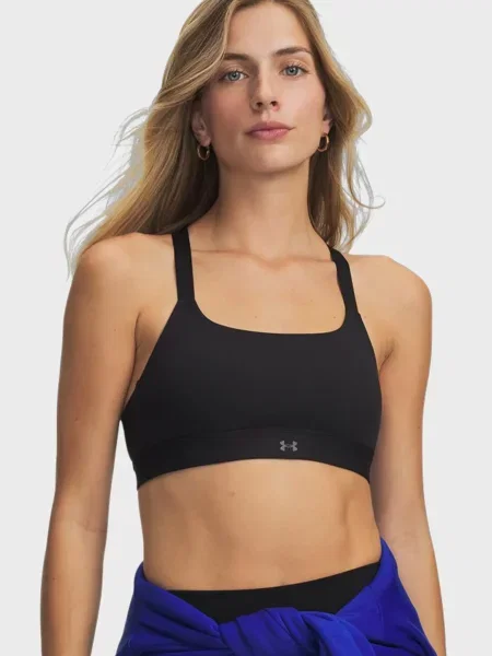 Топ Under Armour черный