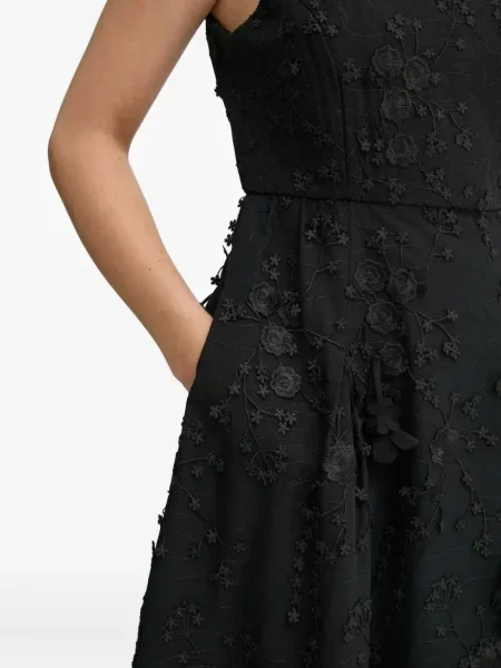 Rochie maxi Munthe cu model floral de costum negru