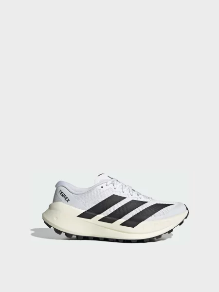 Кроссовки Adidas Terrex белые