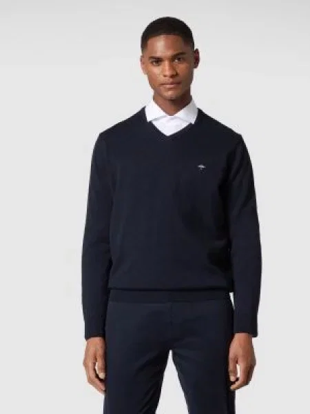 Sweter z dekoltem w serek Fynch-hatton granatowy