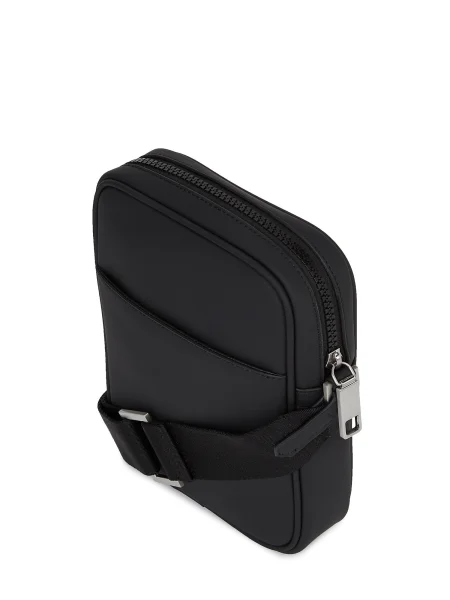 Karl Lagerfeld borsetă KL ESSENTIAL negru