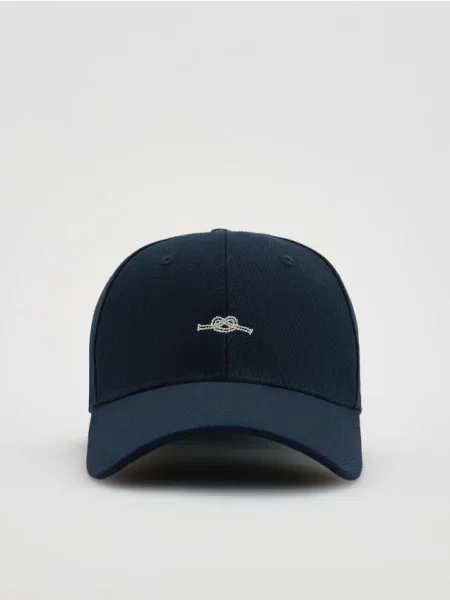 Кепка Reserved с вышивкой синяя