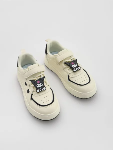 Кроссовки Reserved белые