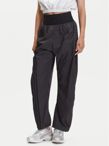 Спортен панталон adidas Originals Waistband Joggers с апликация черно