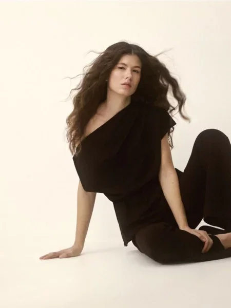 Reserved Bluză cu cordon maro-închis maro