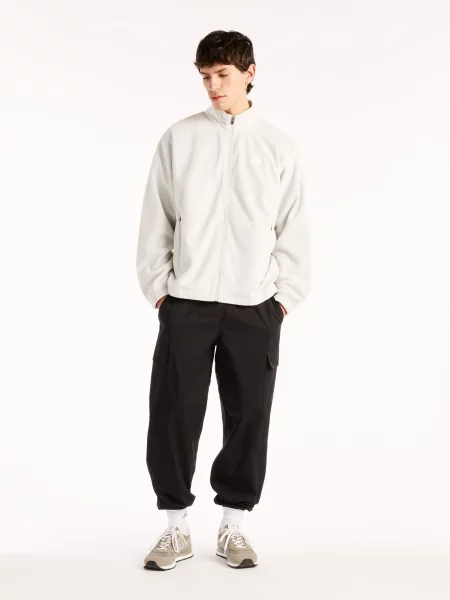 Демисезонная куртка New Balance серая