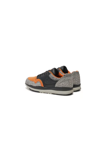 Sneakersy Nike Air Safari černá