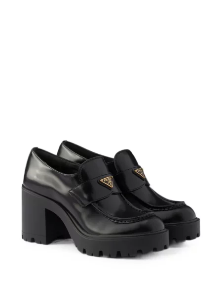 Pantofi loafer Prada din piele negru