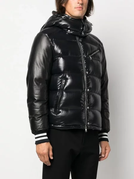 Geacă Moncler cu glugă negru