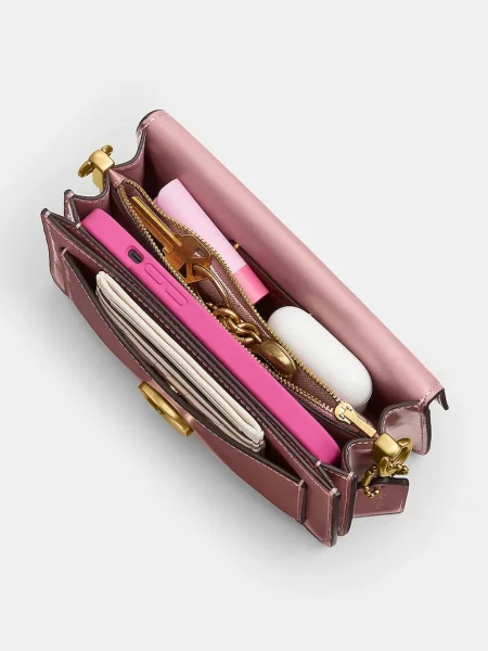Кожаная сумка Coach