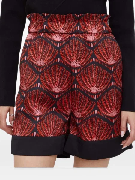 Pantaloni scurți Sisley cu volane roșu