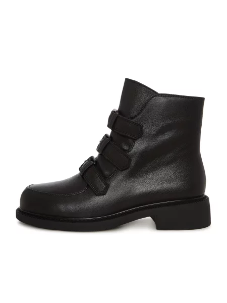 CESARE GASPARI Botine negru