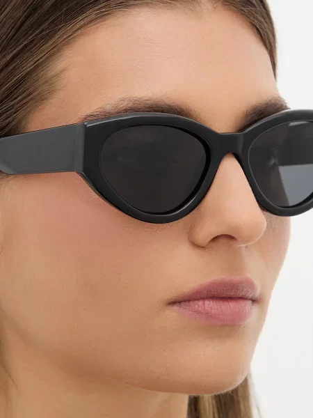 CHIMI cat eyes napszemüveg fekete