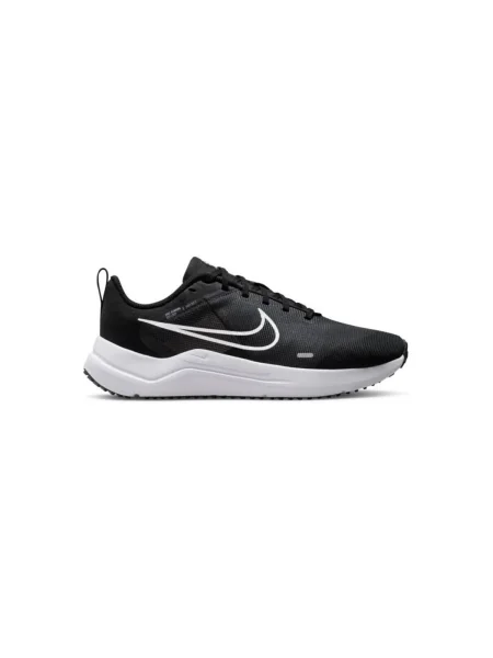 Félcipő Nike fekete