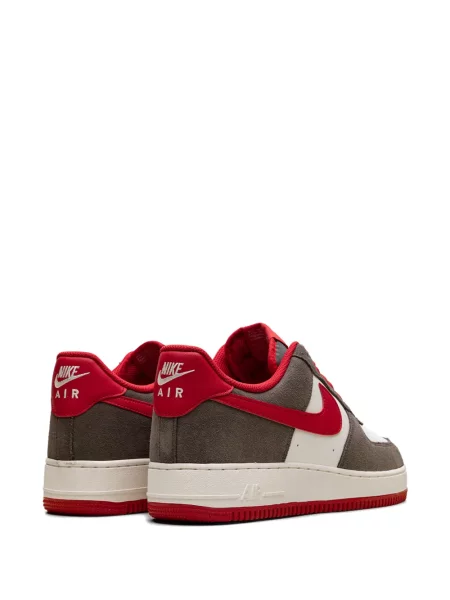 Sneakerși Nike Air Force 1 maro