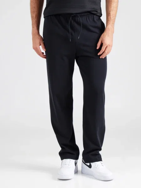 Nike Sportswear Nohavice Club' čierna