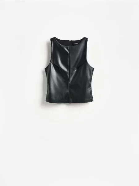 Reserved Top din imitație de piele negru