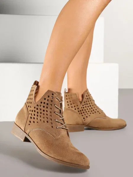 Botine bej