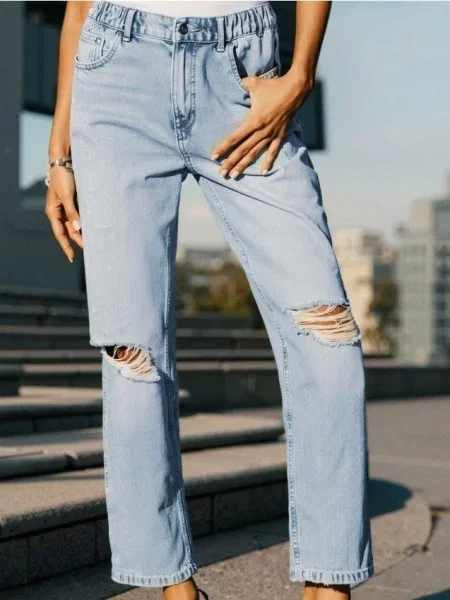 Джинси mom fit із потертостями синій